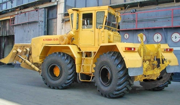 kirovets   produttore trattori  industria " JSC Kirovsky Zavod" 576e2004817bfc891fc5949ea36a1572_